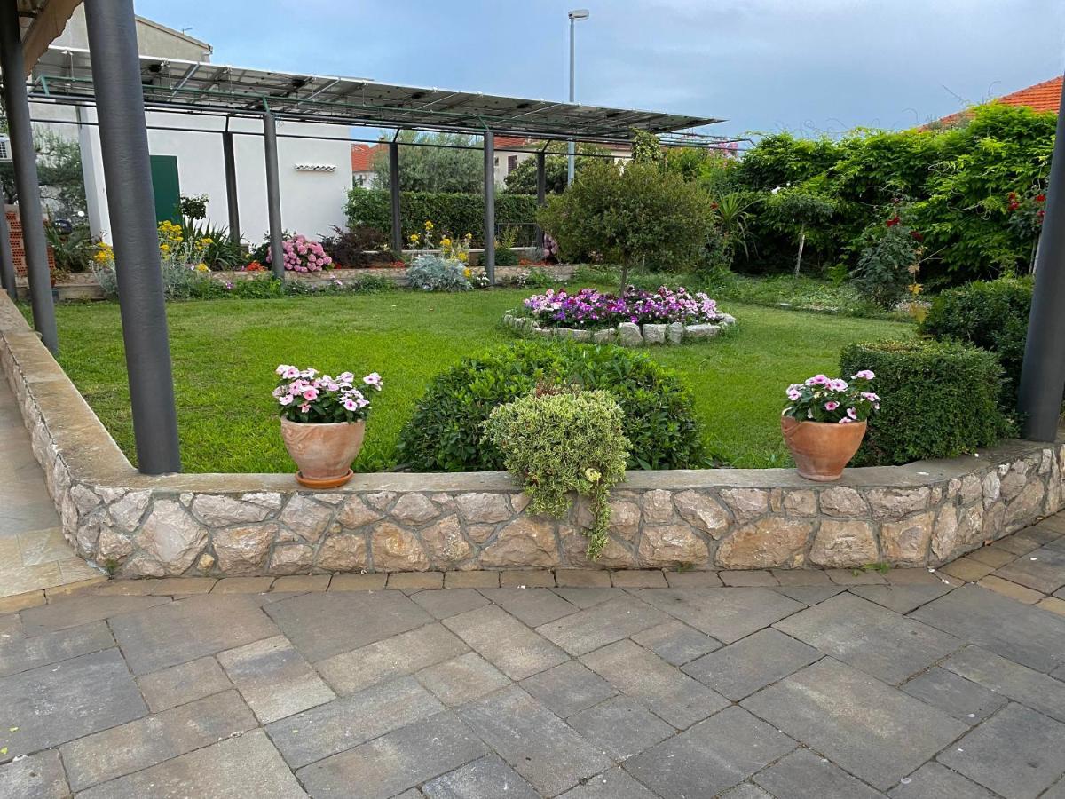 Apartment Sisters Biograd Na Moru